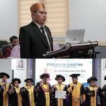 Dari Bone Menuju Doktor, Andi Budiharsono, Kepala SMKN 5 Bone, Raih Cumlaude di Tengah Kesibukan