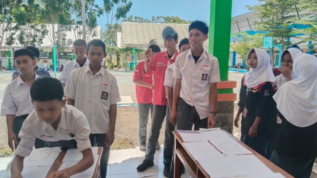 Meriahkan HUT RI ke-81, SMKN 5 Bone Gelar Perlombaan Penuh Keceriaan whatsapp image 2026 08 19 at 18.44.01