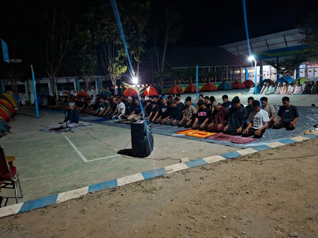 Literasi Bukan Sekadar Membaca: SMKN 5 Bone Gelar Kemah Literasi whatsapp image 2026 09 10 at 08.53.53 (3)