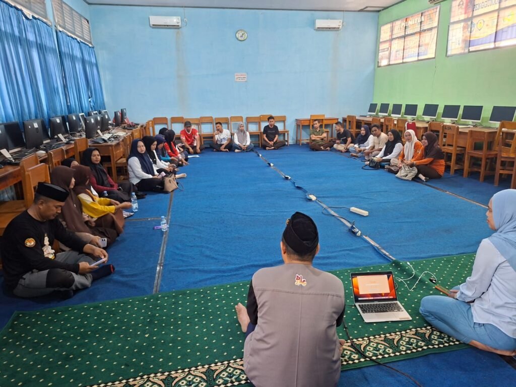 Literasi Bukan Sekadar Membaca: SMKN 5 Bone Gelar Kemah Literasi whatsapp image 2026 09 10 at 08.53.53 (5)
